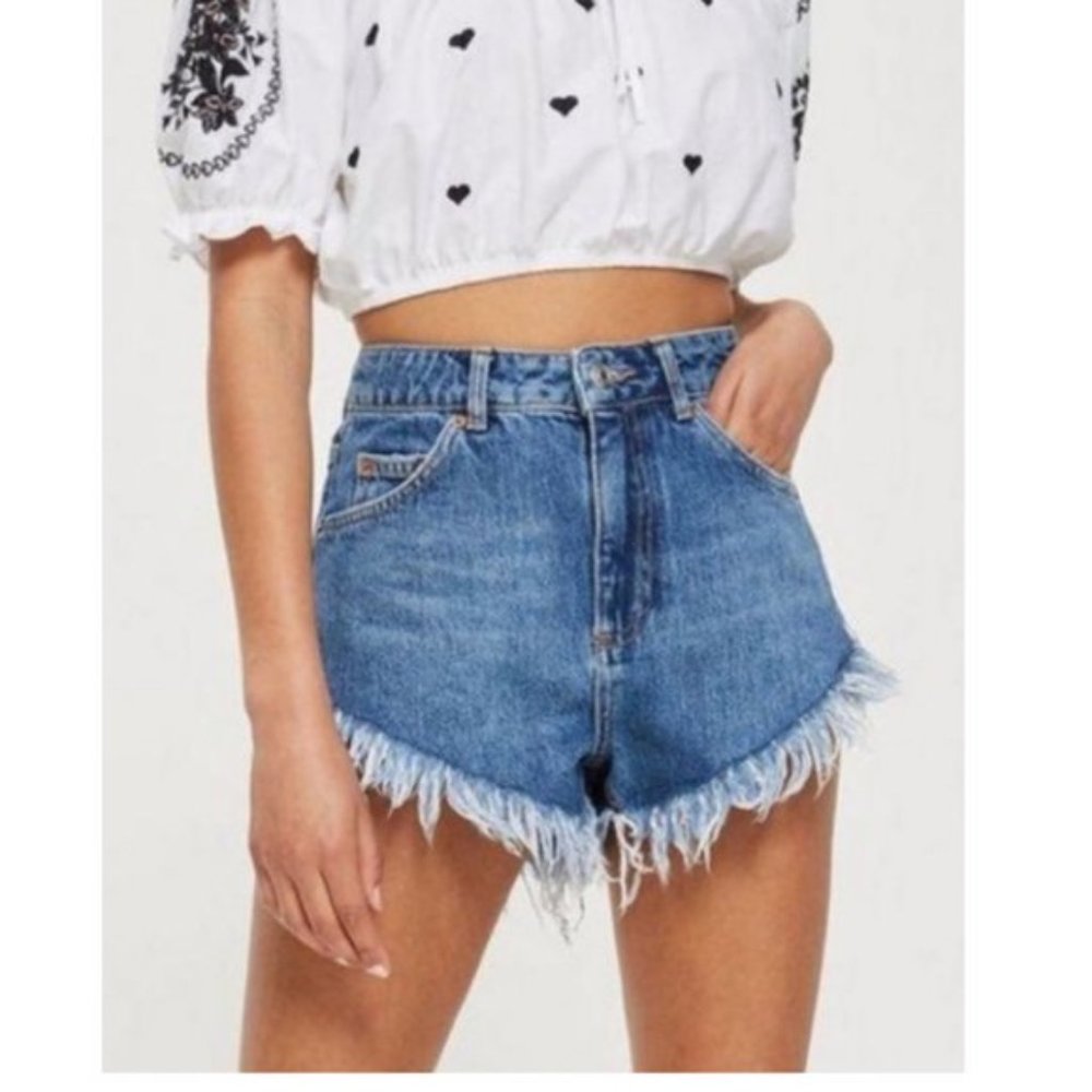 Topshop Moto Kiri Frayed Hem Jean Shorts Sz. 4